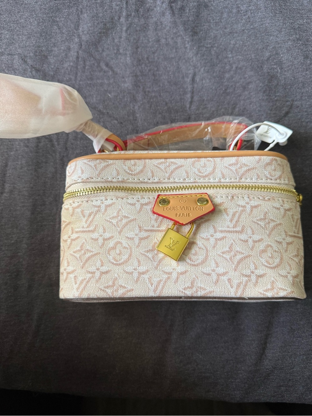 L.V. Mini Bag Tote cream and tan color